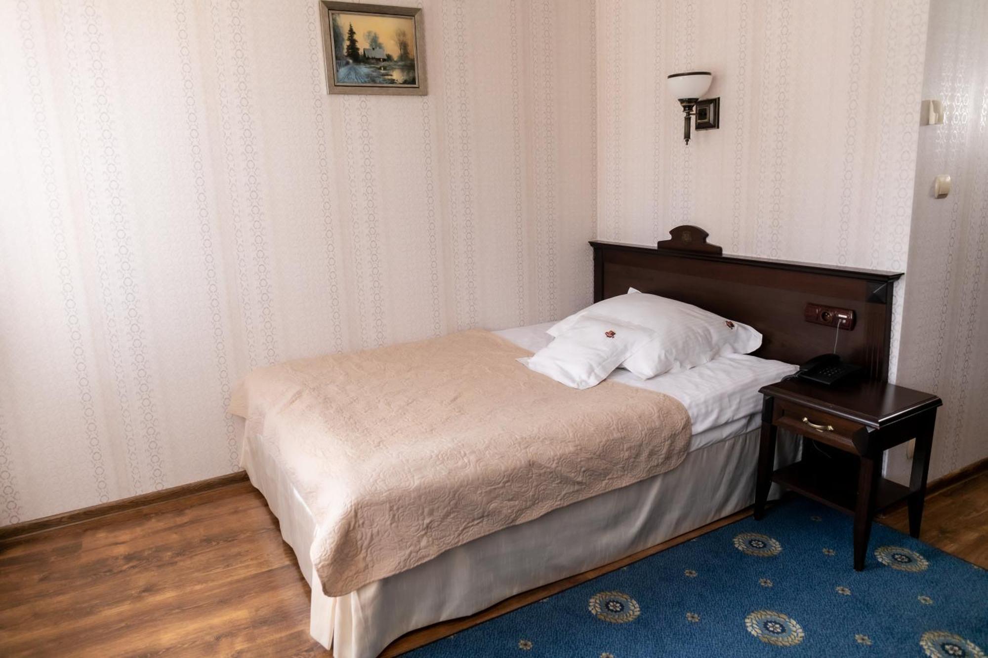 Olawian Hotel Oława Eksteriør billede