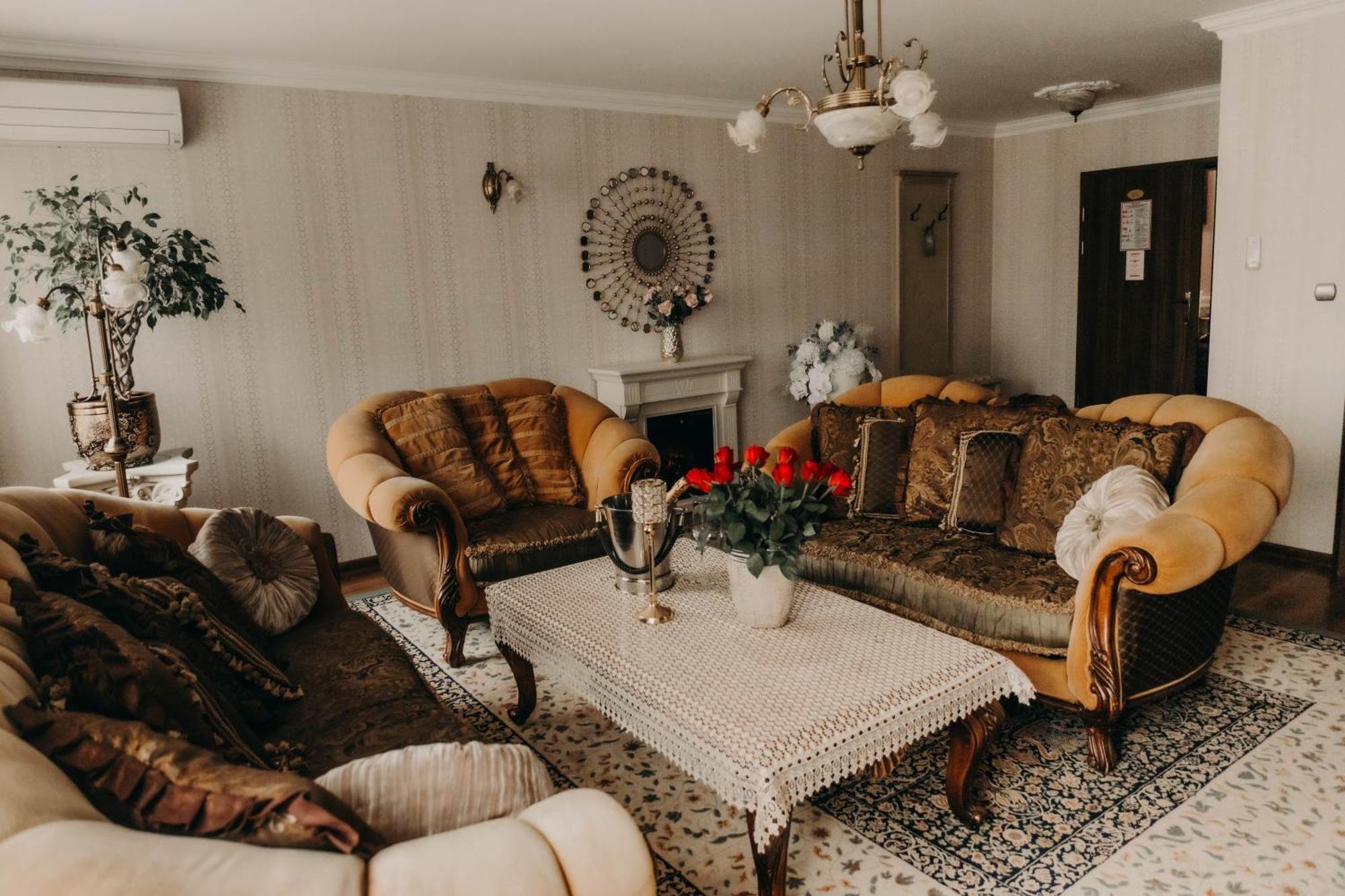 Olawian Hotel Oława Eksteriør billede
